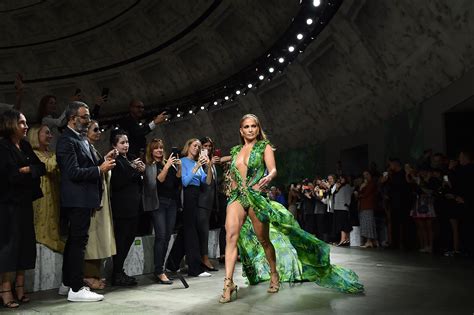 jennifer lopez versace met 2019|jennifer lopez versace dress 2020.